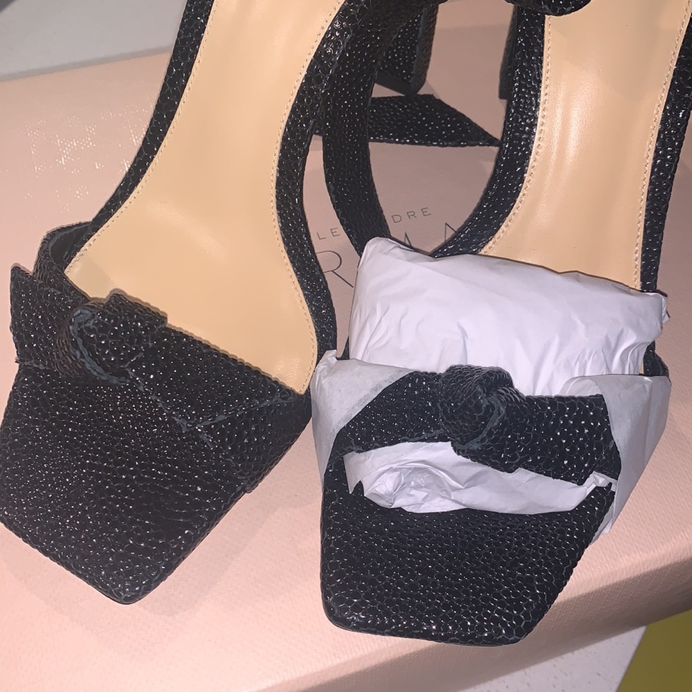 NWT Alexander Birman Clarita 85mm Graphite and Black Square Pillar - Picture 10 of 12